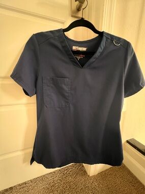 Grey's Anatomy Women's V-Neck Scrub Top - Navy
